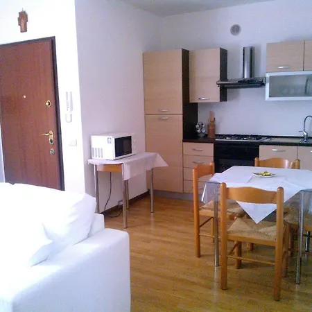 Castelgabbiano Apartment *