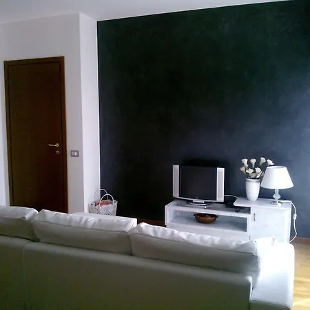 Castelgabbiano Apartment
